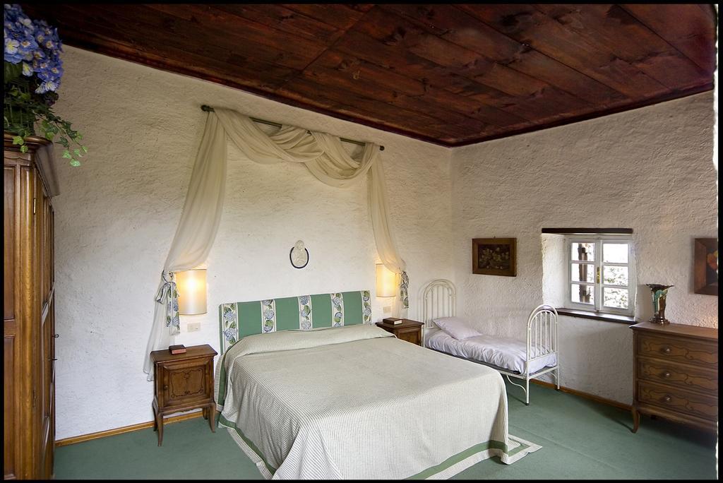 Agriturismo Famiglia Al Castello Di Bagnolo Bagnolo Piemonte ห้อง รูปภาพ