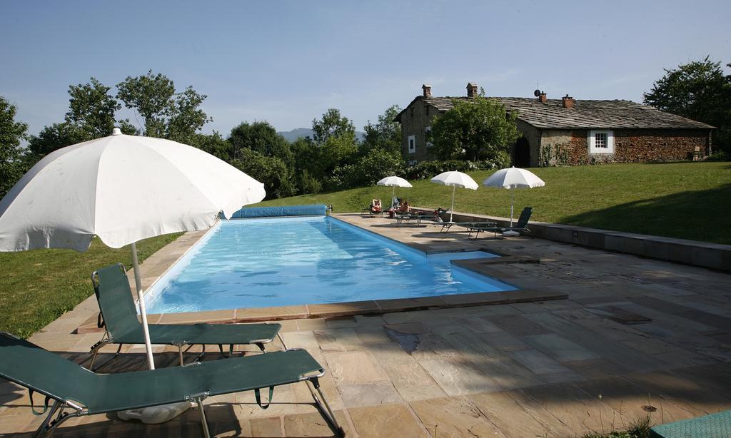 Agriturismo Famiglia Al Castello Di Bagnolo Bagnolo Piemonte ภายนอก รูปภาพ