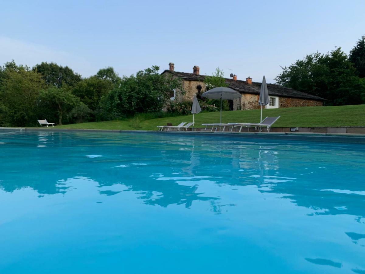 Agriturismo Famiglia Al Castello Di Bagnolo Bagnolo Piemonte ภายนอก รูปภาพ