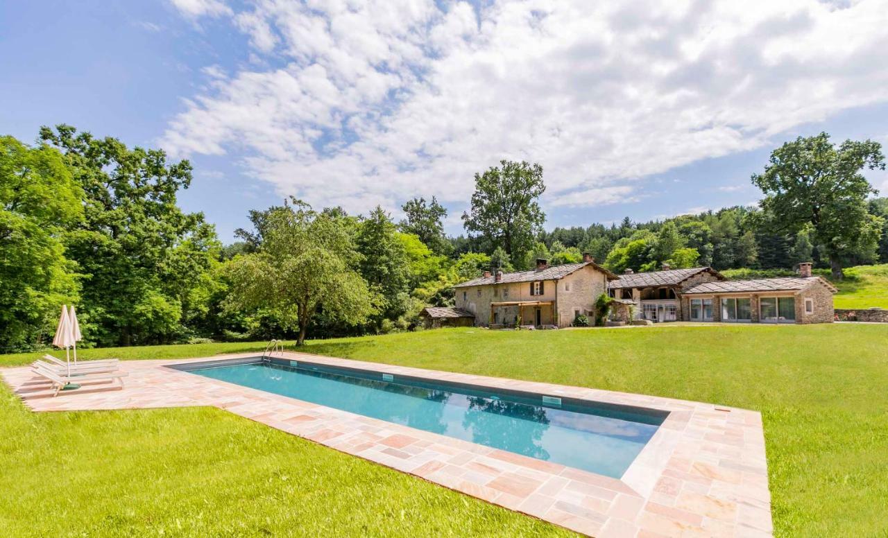 Agriturismo Famiglia Al Castello Di Bagnolo Bagnolo Piemonte ภายนอก รูปภาพ