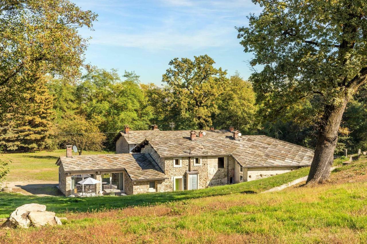 Agriturismo Famiglia Al Castello Di Bagnolo Bagnolo Piemonte ภายนอก รูปภาพ